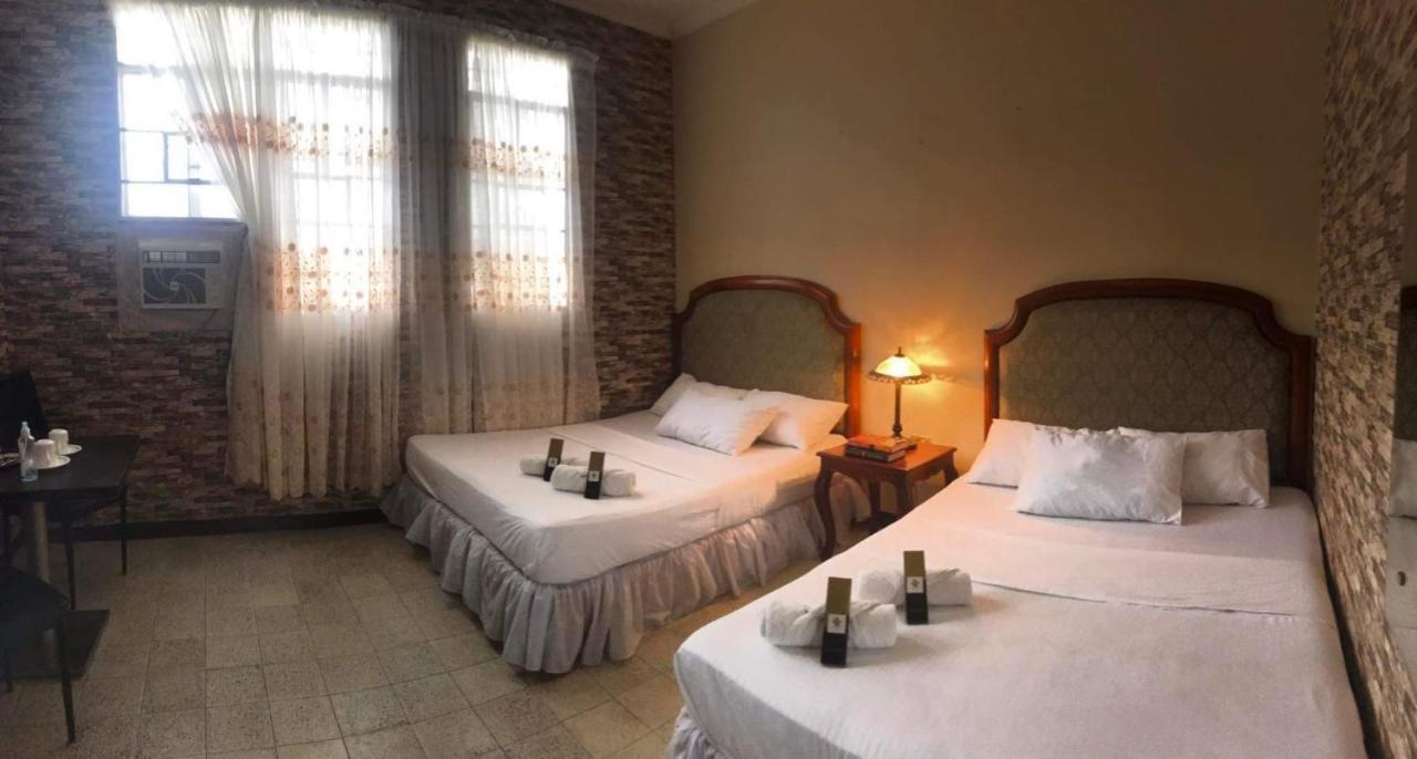 Hiraya Bed And Breakfast Roxas City Exterior foto